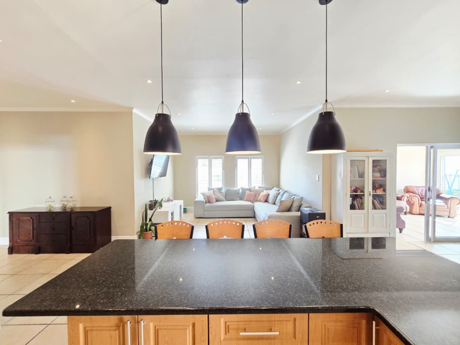 3 Bedroom Property for Sale in Kingswood Golf Estate Western Cape